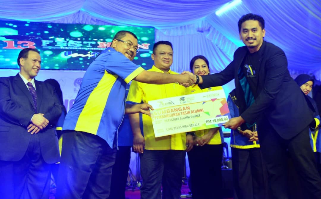sumbangan kepada persatuan alumni unimap